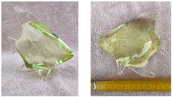 Různé předměty z hutního skla - 9