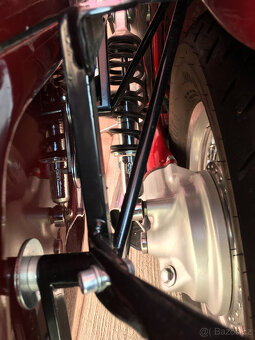 Suzuki Intruder VS 800 - 9