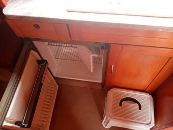 Obytný Automobil - 9