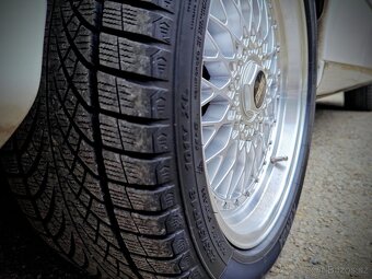 LINCOLN TOWN CAR 4,6 V8 - 9