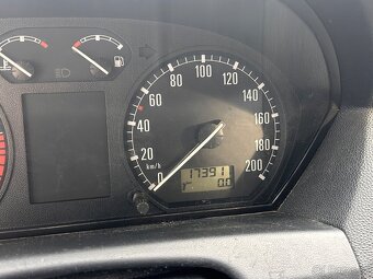 Škoda Fabia 1.2 MPI 2002 - 9