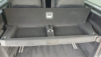 Mercedes-Benz V-CLASS W447 - 9