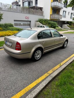 Škoda Superb, automat, 213000km 1.9tdi 96kw,Nová STK - 9