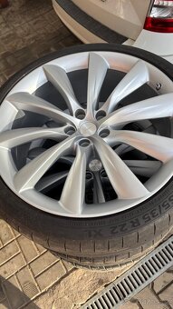 TESLA MODEL X KOLA R22 - 9
