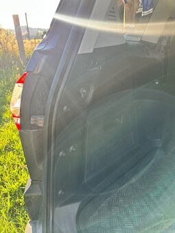 Ford S-Max - 9