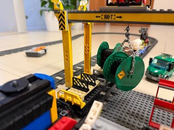 LEGO 60052 – Nákladní vlak (postavený, plně funkční) - 9