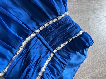 Plesové, společenské i maturitní šaty - 9