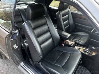 Mercedes-Benz 300CE W124 - 9