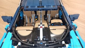 LEGO Technic - Bugatti Chiron - 9