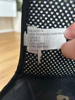 Brankářská vesta CCM Axis 2 SR vel. S - 9