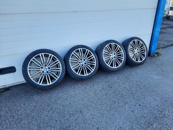 Original sada 19" BMW 5 G30 style 664M-POWER - 9