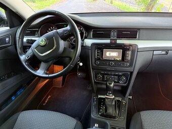 Superb II 2013 combi dsg 125kw CR - 9