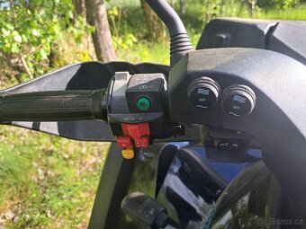 Cf moto gladiátor 800 - 9