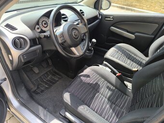 Mazda 2, r.v: 12/2009, 1.3 55kw, 115000km, klima, dovoz D - 9