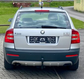Škoda Octavia SCOUT 2.0 TDI 4X4 103KW COMBI ELEGANCE - 9