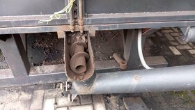 Zásobník na uhlí s podavačem - 9