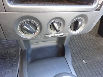 Škoda Fabia 1.9 SDI Combi r.v.2004 (STK:10/2027) - 9