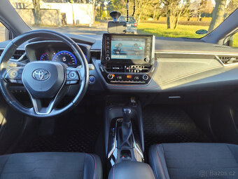 Toyota Corolla Hybrid - 9