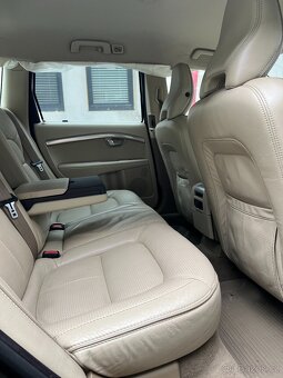 Volvo XC70 D5 (151 kW) AWD Summum, POJAZDNE,2011, SR - 9