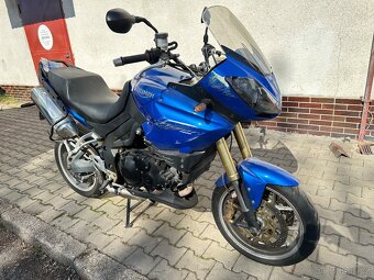Triumph tiger 1050 - 9