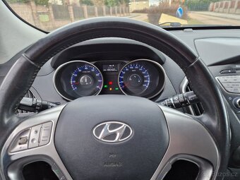 Hyundai IX 35 2.0 benzin 4x4 - původ ČR - 9