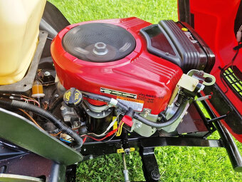 Zahradní traktor AGS SECO, Starjet Briggs 16HP 2V - 9