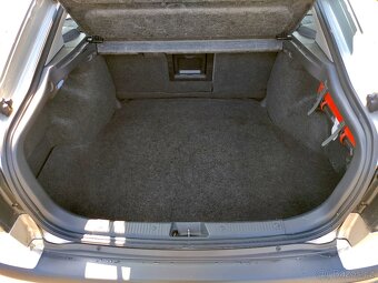 MAZDA 626 2.0i 85KW,59799KM,AUTOMAT,KLIMA,SERVO,ZÁVĚS,ALU - 9