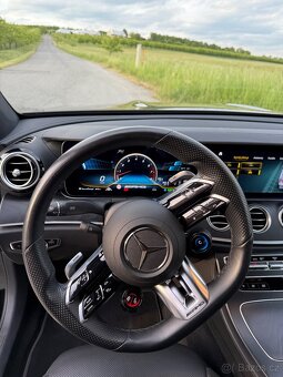 Mercedes-Benz E53 AMG r. 2022 - 9