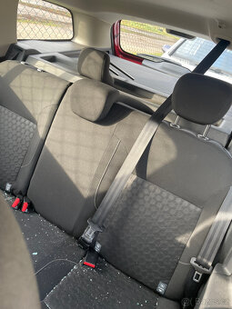 Dacia Logan 1,2 55kw - náhradní díly - 9