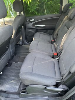 Ford Galaxy 2.0 TDCi 103kW, r.v. 2009, automat, 7 míst - 9