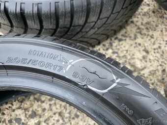 Zimní pneu 205/50 r17 Bridgestone Blizzak - 9