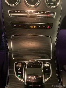 MB C 220d 4Matic 4x4 AMG PAKET Rok 2018 Kamera-Navi - - 9