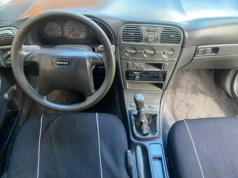 VOLVO V40 1,8i tažné, alu kola - 9