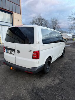 VW Transporter T6 2.0 tdi 6míst - 9