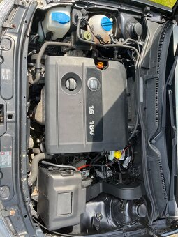 Seat Leon 1.6 16v - 9