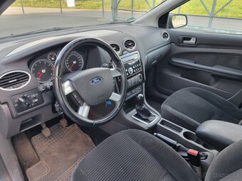 Ford Focus 1.8 Duratec Ghia - 9