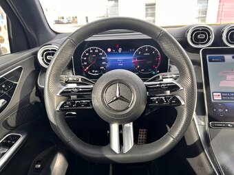 Prodám Mercedes-Benz GLC 220d 4MATIC AMG NIGHT - 9