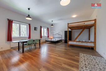 Prodej rodinného domu, 293 m², Vejprty, ul. Údolní - 9