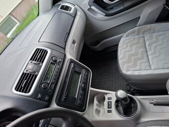 Škoda Roomster 1.4i 16v 63kw Klima Model 2007 - 9