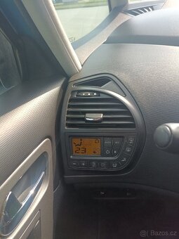 Citroen C4 Picasso nová STK - 9