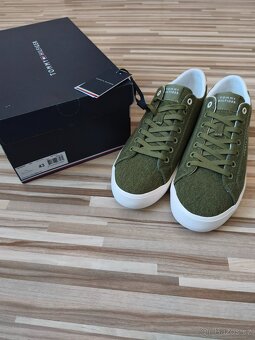 PÁNSKÉ SPORTOVNÍ TENISKY | KHAKI ZELENÁ | TOMMY HILFIGER - 9