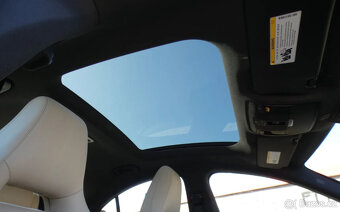 Mercedes-Benz CLA 250 4Matic 7G-DCT - 9