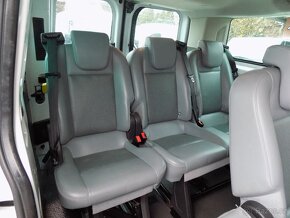 Ford Transit Custom 2.2 TDCI L1H1 KLIMA 9 MÍST - 9