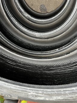 Continental 215/55r17 - 9