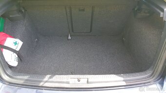 Prodám VW Golf VI 1.4 TSI 118kW rok výroby 2009 - 9