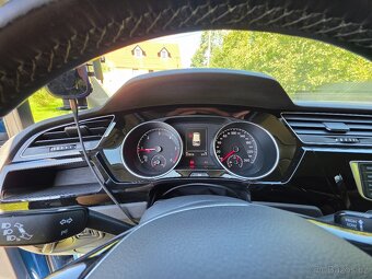VW Touran 2016 1.6 TDi Highline - 9