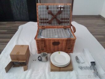 Piknikový koš, Les Jardins de la Comtesse - 9