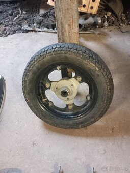 Moped Stella a Stella-Pento ruzne dily - 9