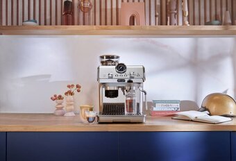 Pákové espresso DeLonghi La Specialista ARTE EVO EC9255.M - 9