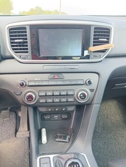 Kia Sportage 1,6 GDI GPF 4×2 r.v. 2019 benzín - 9